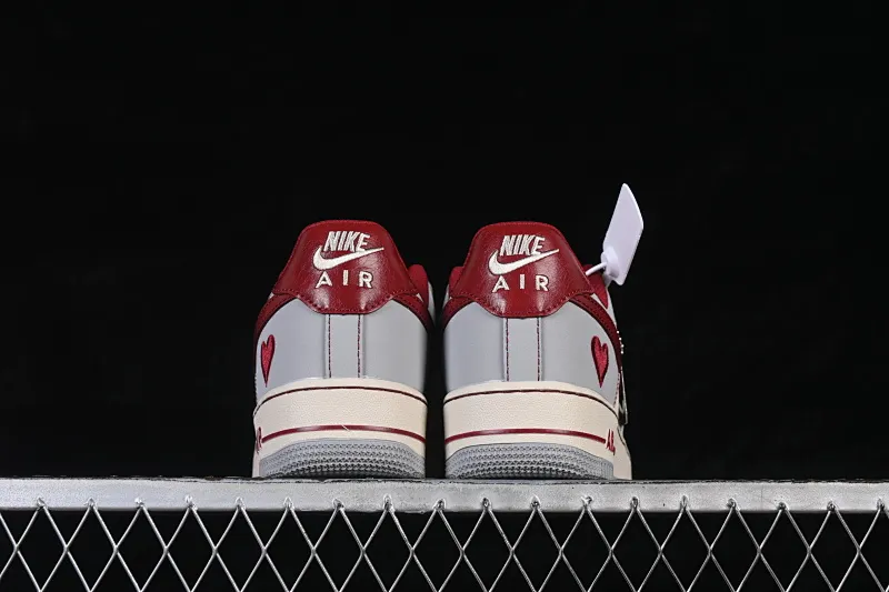 All Categories Nk Air Force 1 Air Force Series Nk Air Force 1 Low Air Force Low Nike Air Force 1'07 Low Valentine's Day Limited Soot Red Marks Air Force One Low Casual Shoes NH0601-540